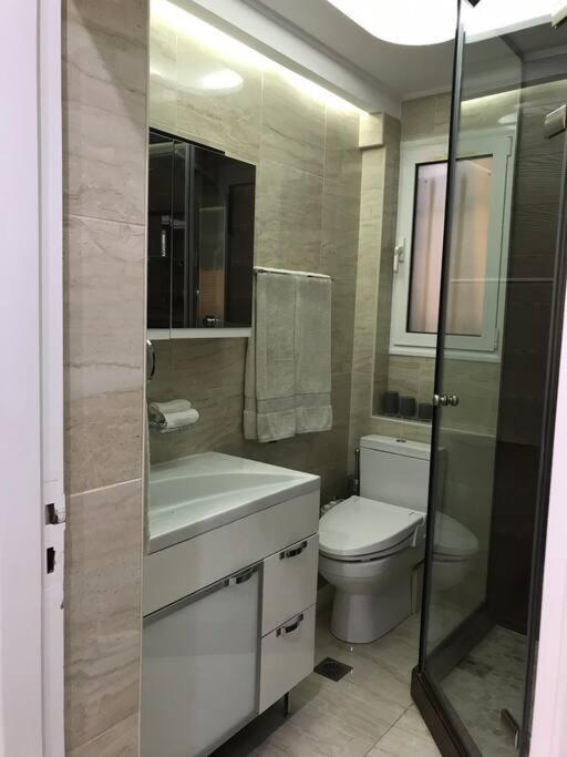Finer Things Flisvos Beach Condo In Palaio Faliro Athens Exterior photo